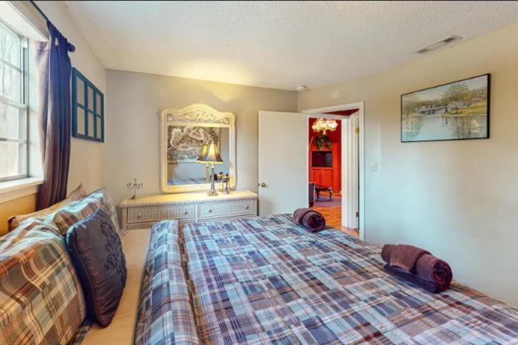 The Grand Suite - Tradewinds Eureka Springs Esterno foto